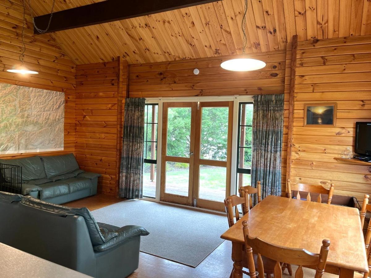 13 Caverhill Close Ханмер Спрингс Екстериор снимка