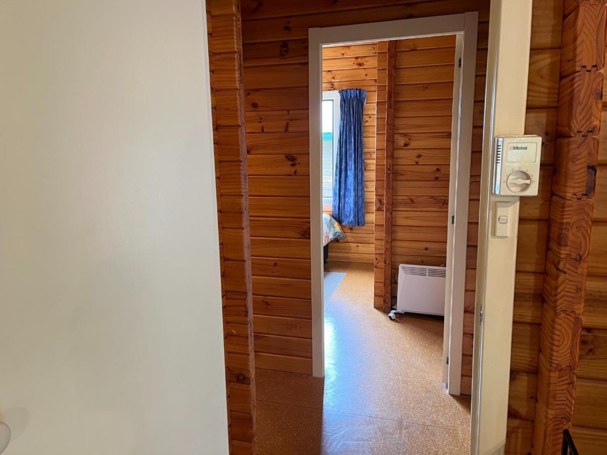 13 Caverhill Close Ханмер Спрингс Екстериор снимка